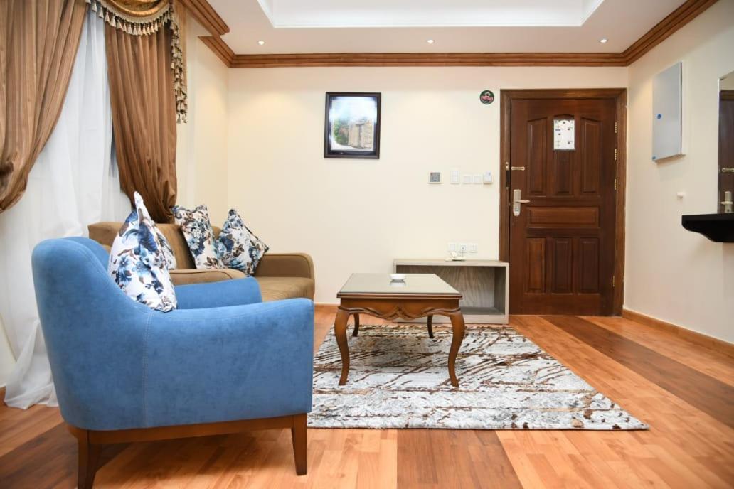 Diva Hotel Suites Jeddah Bagian luar foto