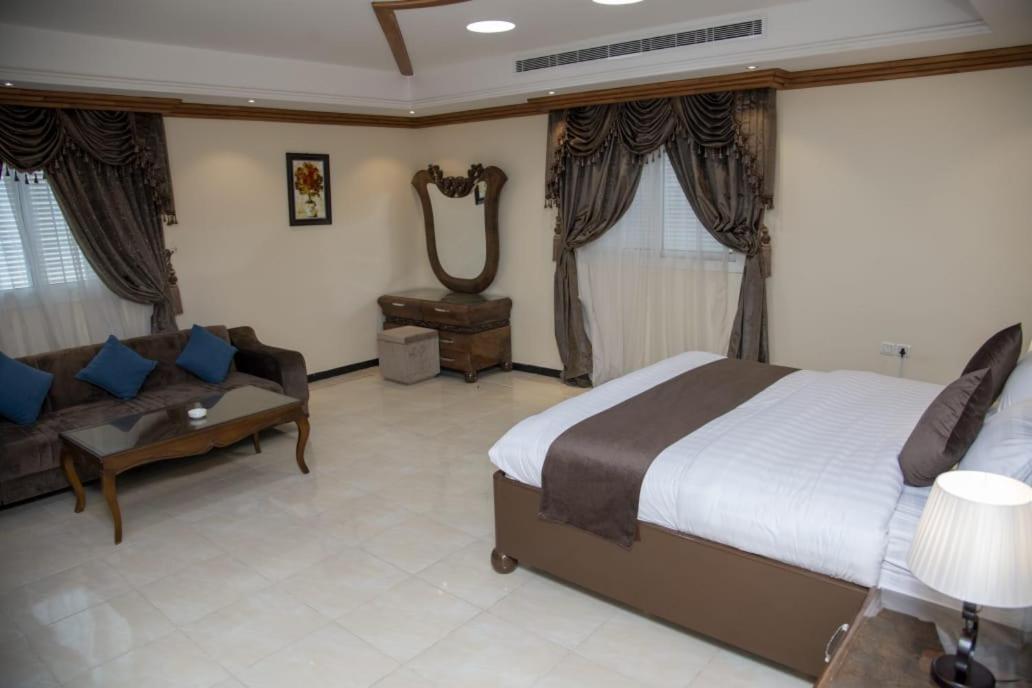 Diva Hotel Suites Jeddah Bagian luar foto