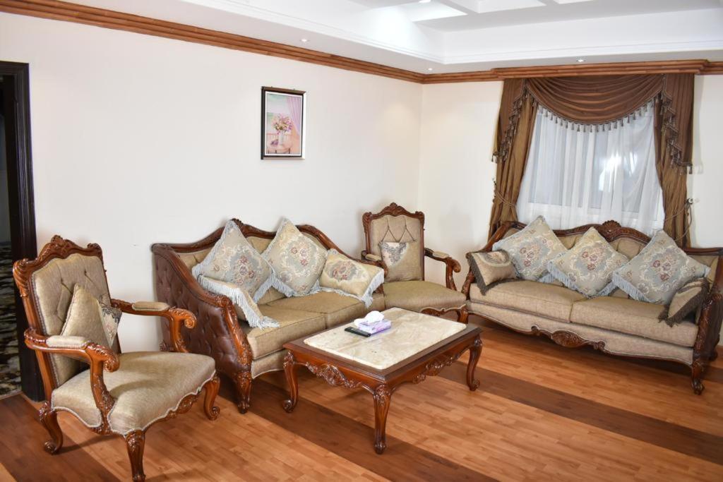 Diva Hotel Suites Jeddah Bagian luar foto