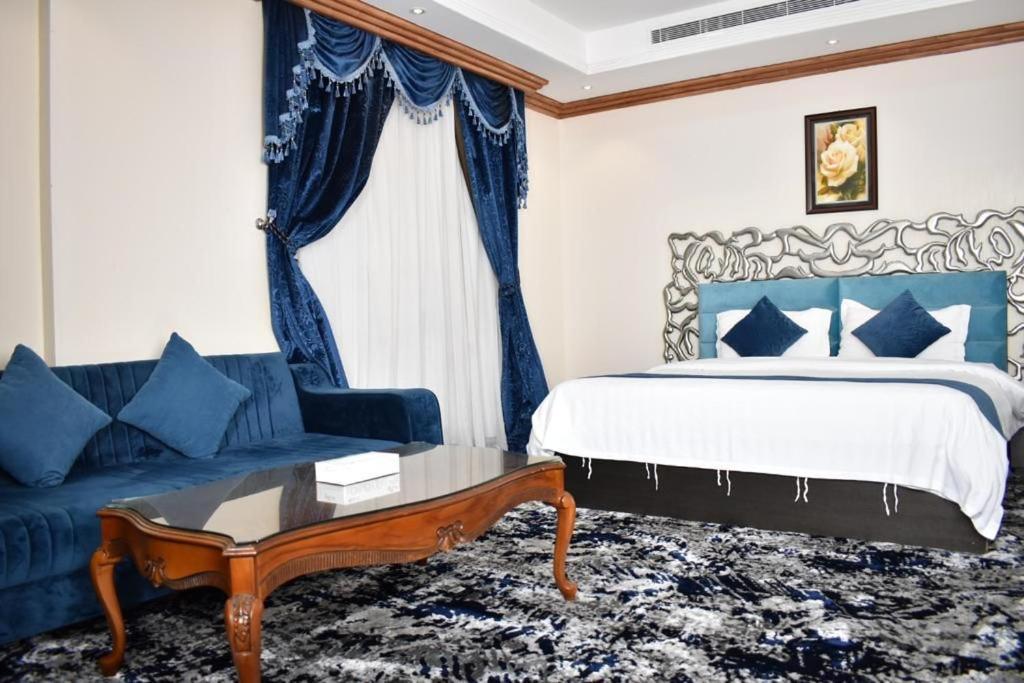 Diva Hotel Suites Jeddah Bagian luar foto