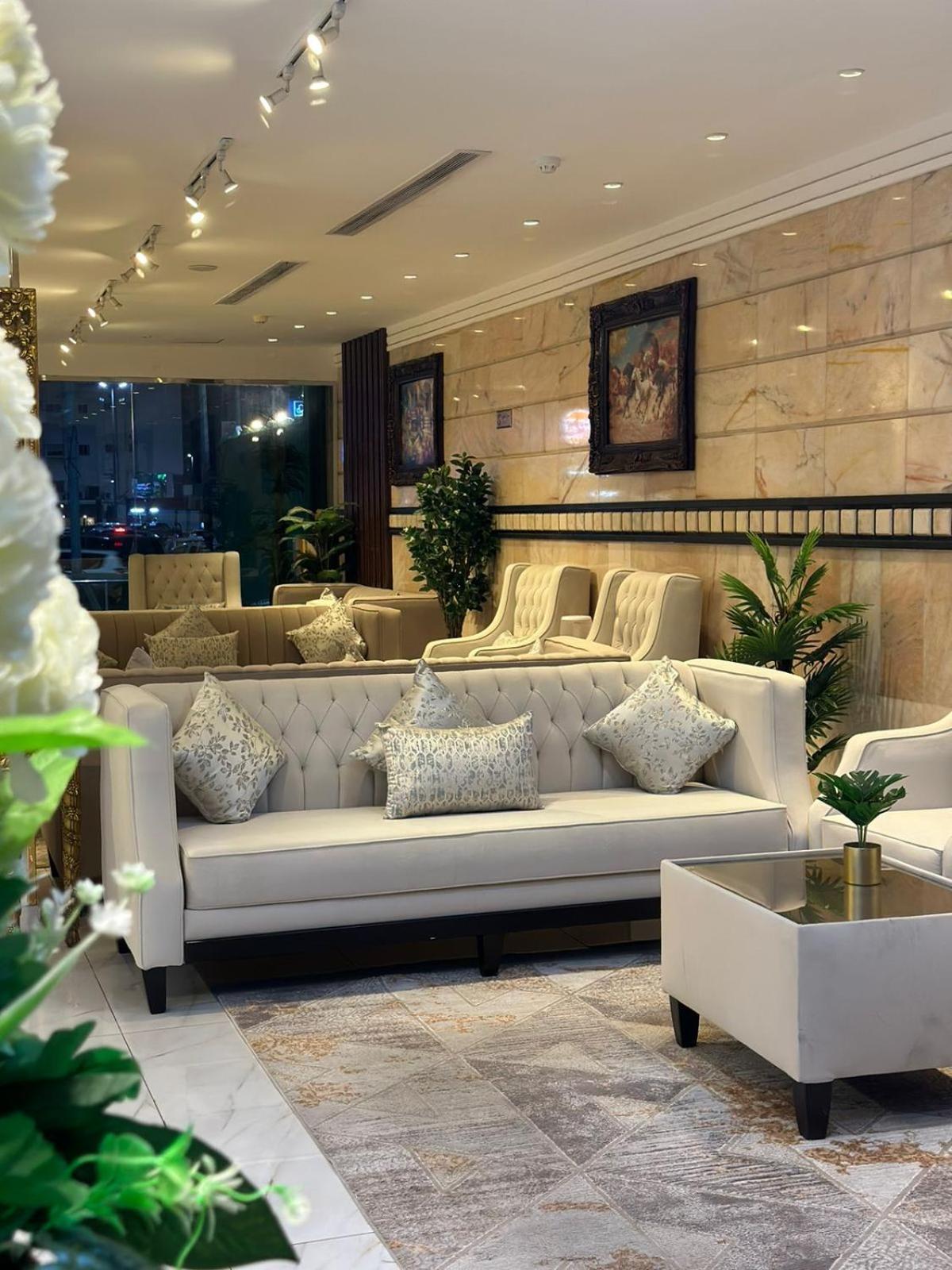 Diva Hotel Suites Jeddah Bagian luar foto